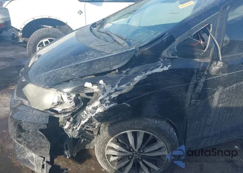 2017 Honda Fit Ex-L z USA, uszkodzony, nr VIN JHMGK5H92HS012027